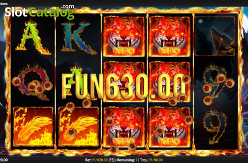 Скрин3. Queen of Embers слот