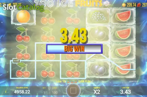 Скрин4. 100 Ice Fruits слот