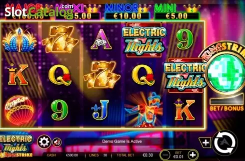 Скрин2. Electric Nights King Strike слот