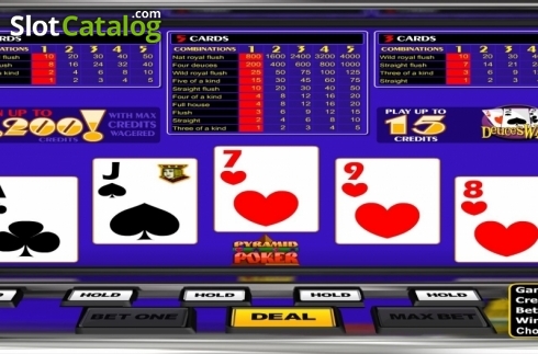 Скрин3. Pyramid Deuces Wild (Betsoft) слот