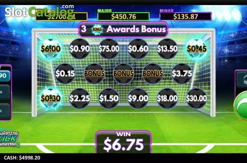 Скрин3. Winning Kick LuckyTap слот