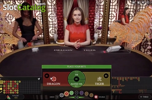 Скрин2. Dragon Tiger (Evolution Gaming) слот