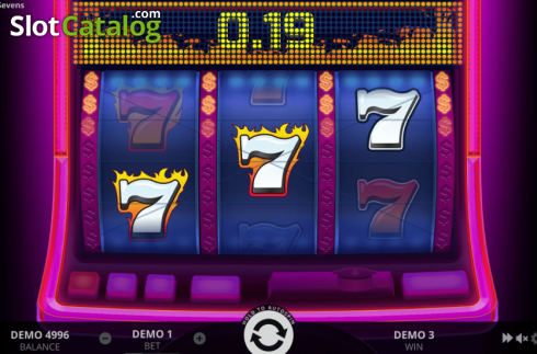 Скрин4. Hot Triple Sevens (Evoplay Entertainment) слот
