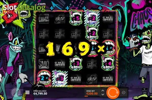 Скрин8. Chaos Crew 3 слот