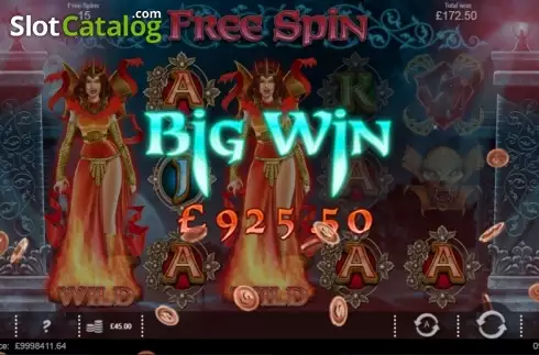 Скрин8. Blood Queen слот