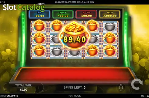 Скрин3. Clover Supreme Hold and Win слот
