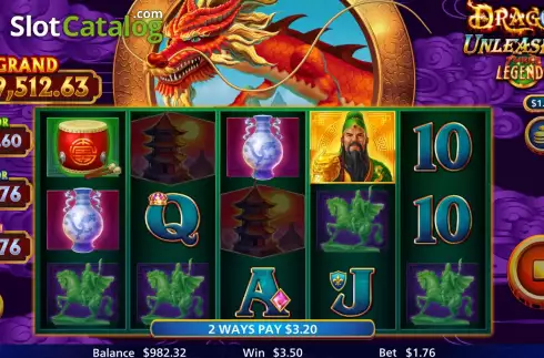 Скрин2. Dragon Unleashed - Three Legends слот