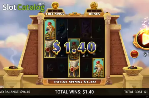 Скрин3. Fortunes of Cleopatra слот