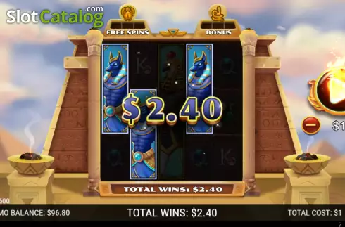 Скрин4. Fortunes of Cleopatra слот