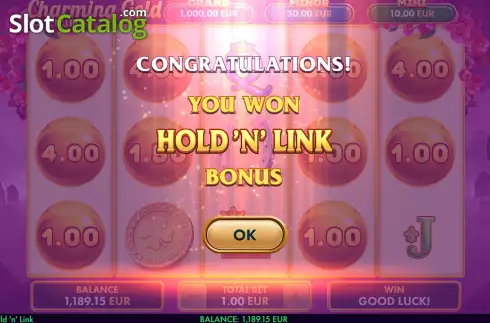 Скрин9. Charming Gold: Hold ‘n’ Link слот