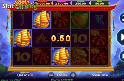 Скрин4. Golden Dragon Hold 'N' Link слот