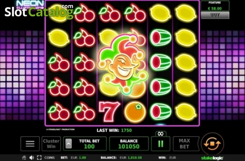 Скрин7. Neon Cluster Wins слот