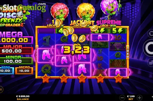 Скрин4. Granny Disco Frenzy слот