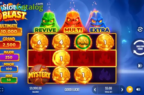 Скрин2. Three Volcanoes Blast слот