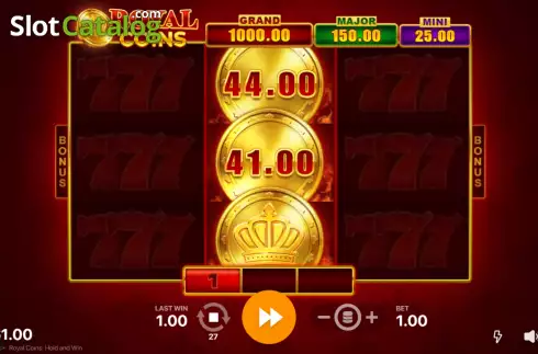Скрин8. Royal Coins Hold and Win слот
