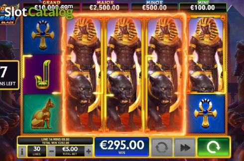 Скрин9. Khonsu God of Moon Mega Fire Blaze слот