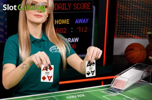 Скрин2. Football Card Showdown Live слот