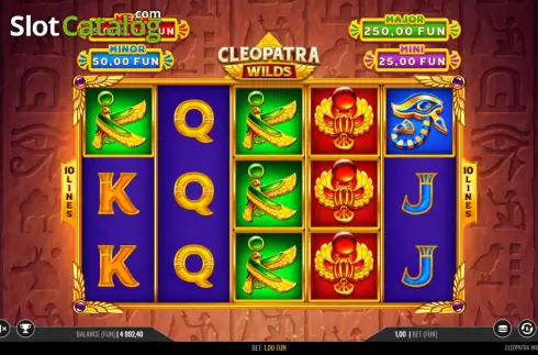 Скрин2. Cleopatra Wilds: Hold and Win слот