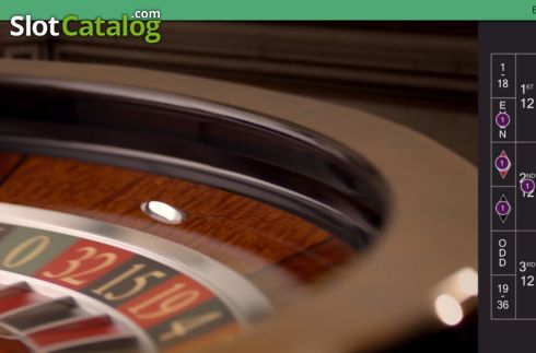 Скрин3. Real Roulette with Caroline слот