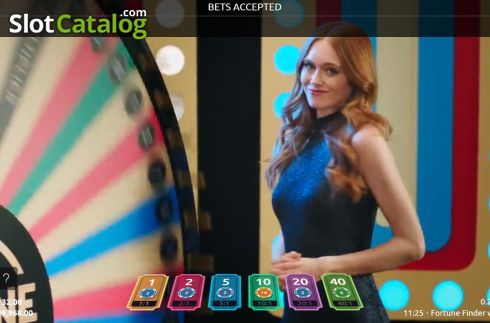 Скрин3. Fortune Finder with Holly слот