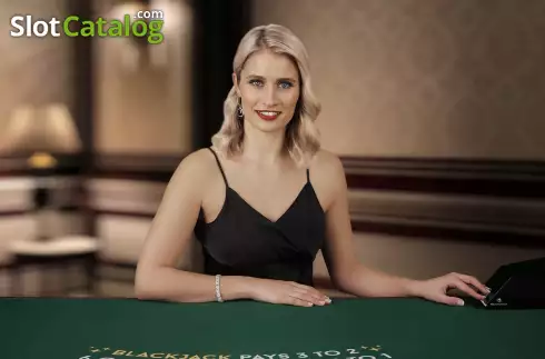 Скрин3. Ultimate Blackjack with Olivia слот