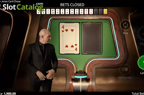 Скрин4. Vinnie Jones Card Chase слот
