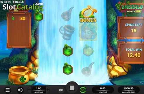 Скрин7. Emerald's Infinity Reels слот