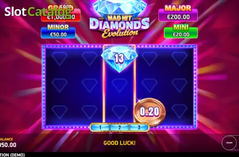 Скрин3. Mad Hit Diamonds Evolution слот