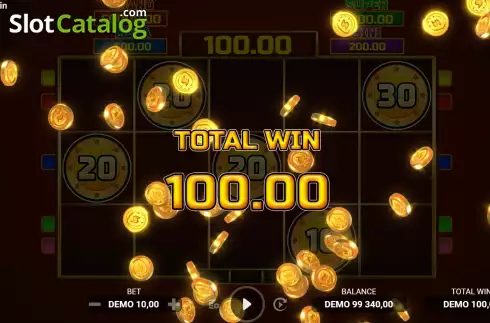 Скрин3. Sizzling Sevens Hold and Win слот