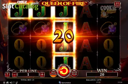 Скрин4. Cookie Casino Queen of Fire слот