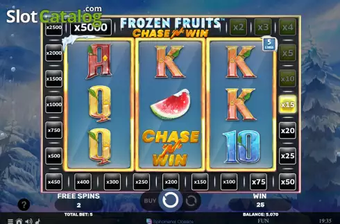 Скрин7. Frozen Fruits Chase N Win слот