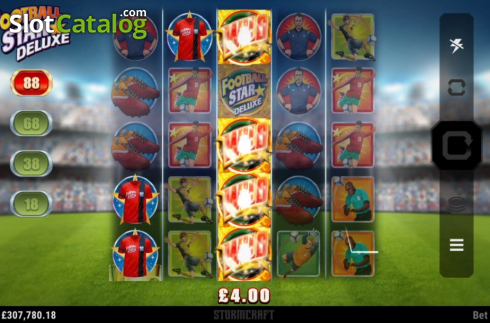Скрин3. Football Star Deluxe слот