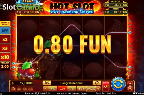 Скрин3. Hot Slot: 777 Diamond Crown слот