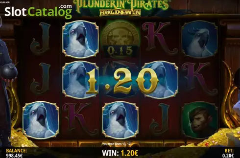 Скрин5. Plunderin Pirates Hold & Win слот