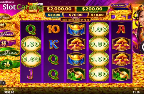Скрин2. Magic Treasures Gold Empress слот