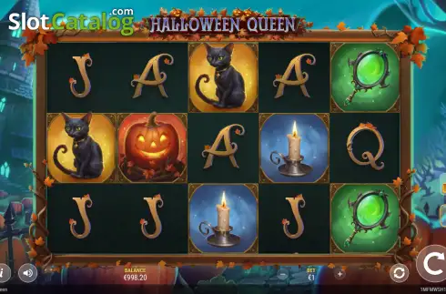 Скрин2. Halloween Queen слот